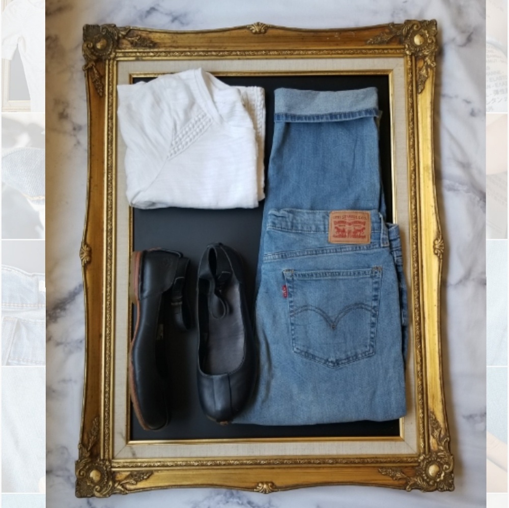 Levi's light distressed Boyfriend crop jeans